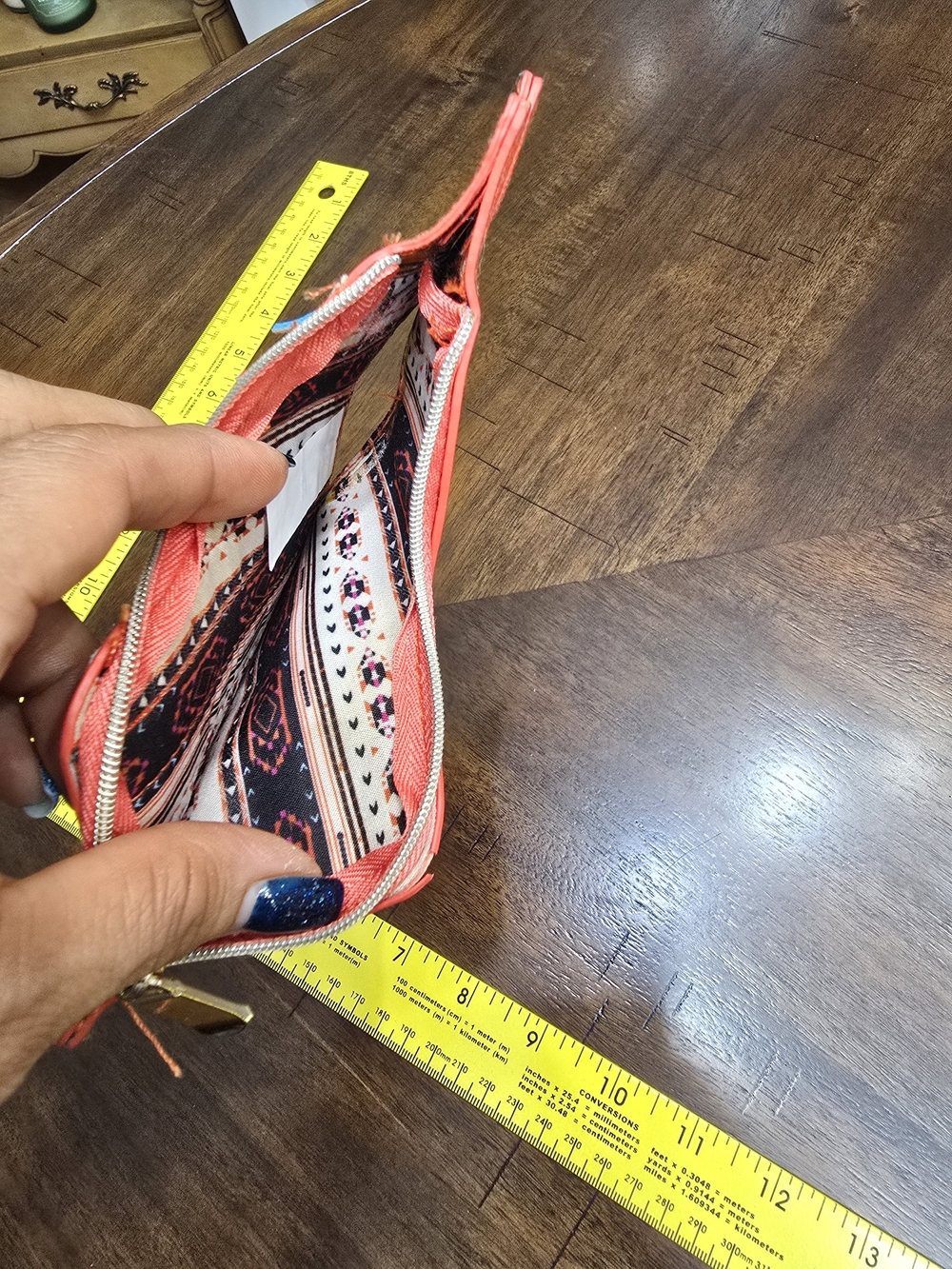 Multicolor Donkey Fringe Coin Purse - Pink, Orange, Blue, Green - Picture 6 of 7